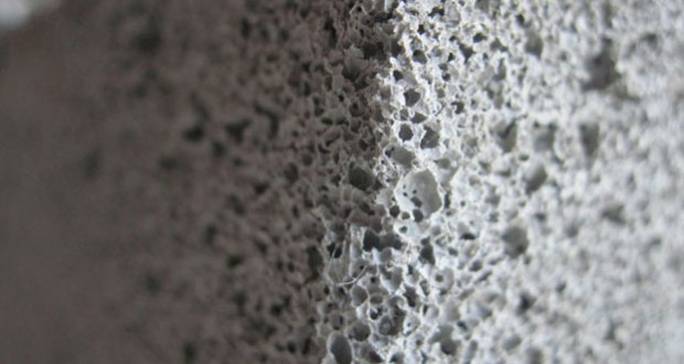 Air-entrained concrete