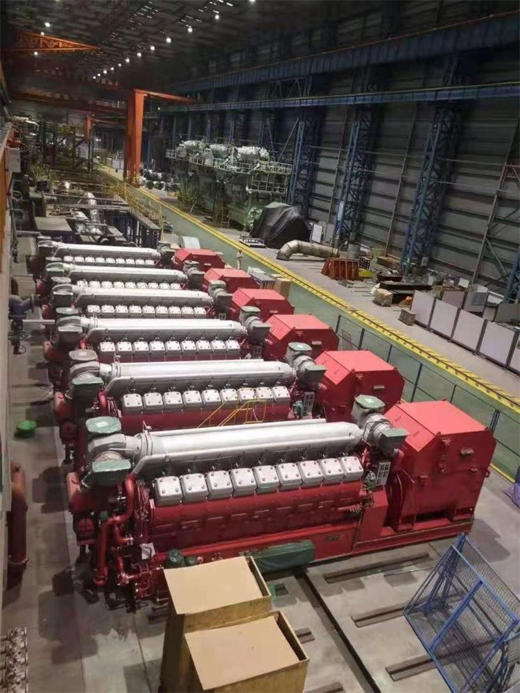 DOOSAN MAN 18V28/32 HFO generator sets 4050KW*2 for 8MW power station