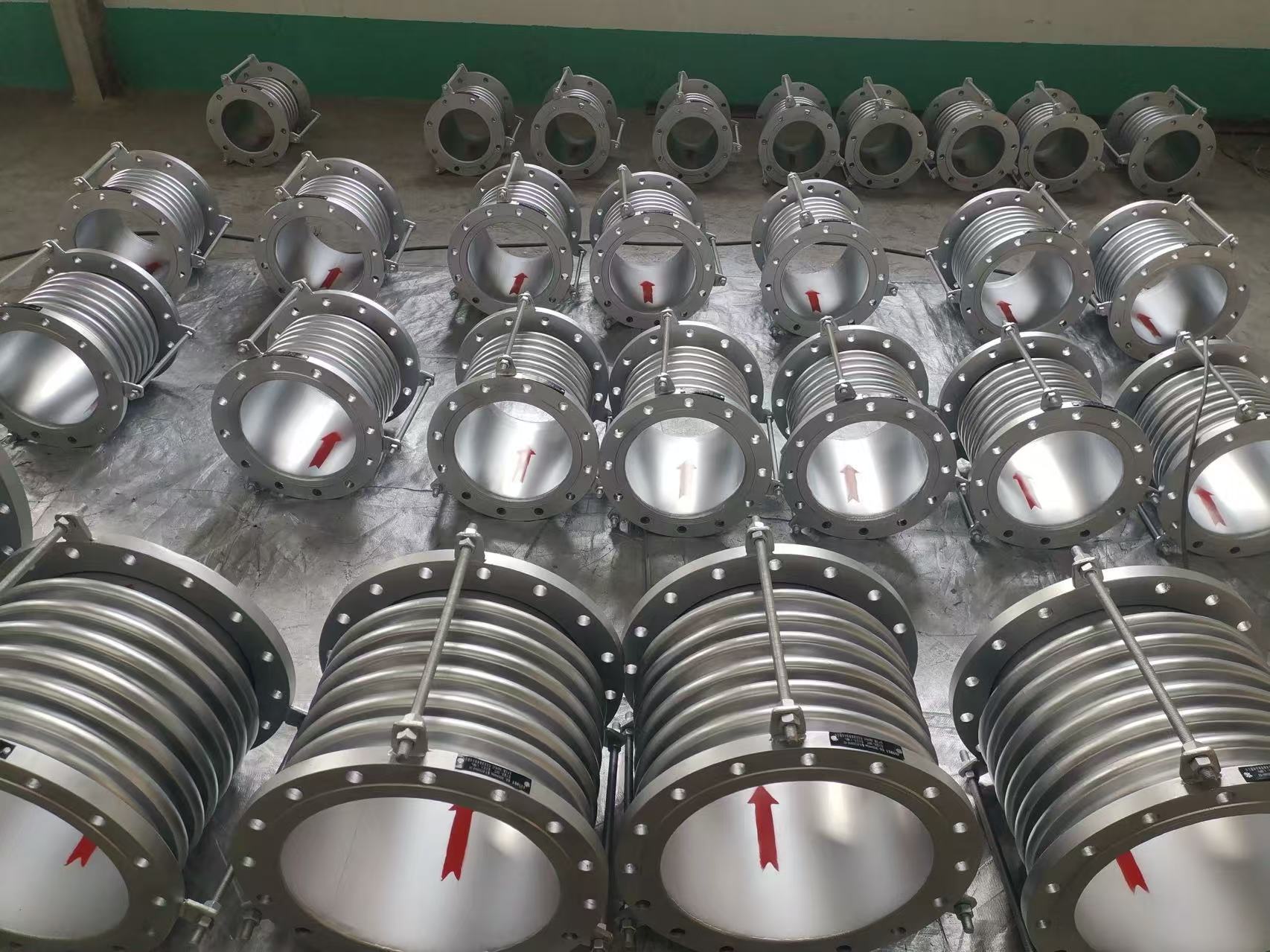 DN200不锈钢波纹管 耐腐蚀补偿器