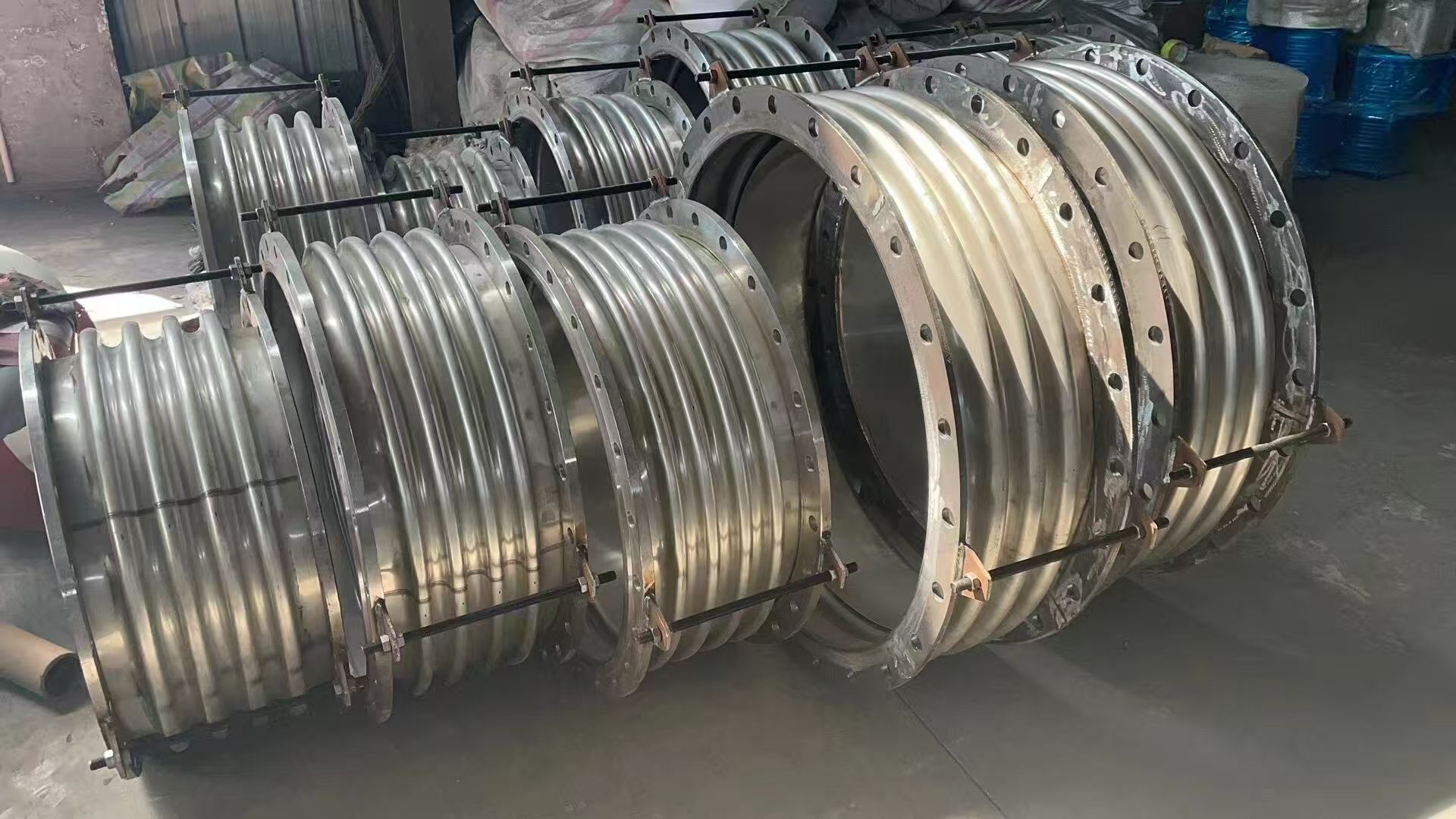 DN200不锈钢波纹管 耐腐蚀补偿器