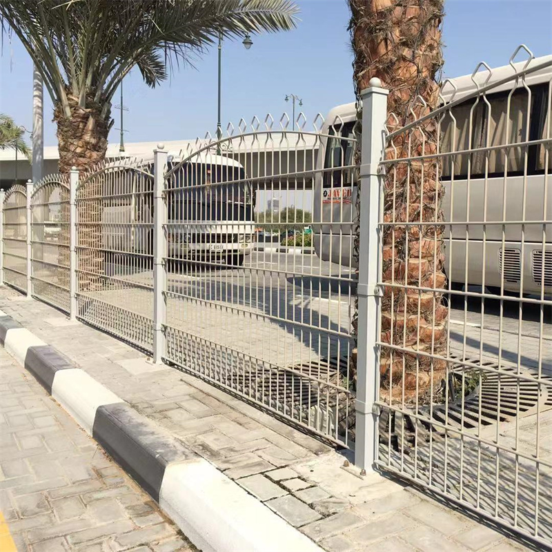 White Color UAE Style Garden Fence/White Color Twin Wire Mesh Fence  1.4 X 2 M