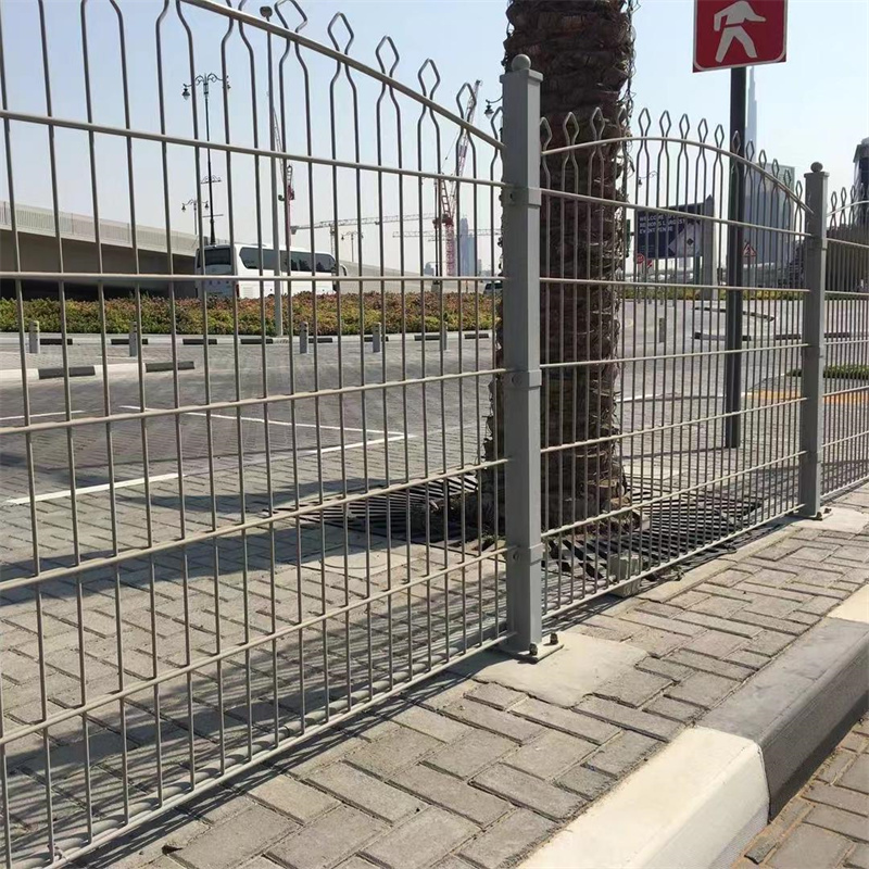 White Color UAE Style Twin Wire Mesh Fence 1.4 X 2 M 