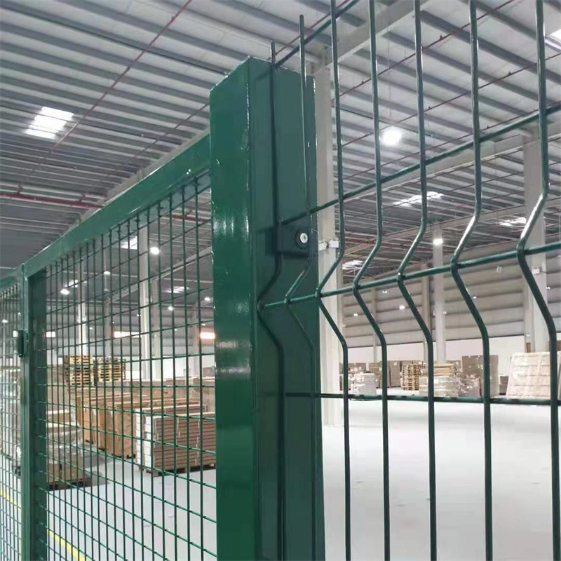 Dubai Stock Welded Steel Mesh Perimeter Security Mesh Fencing  2X3M