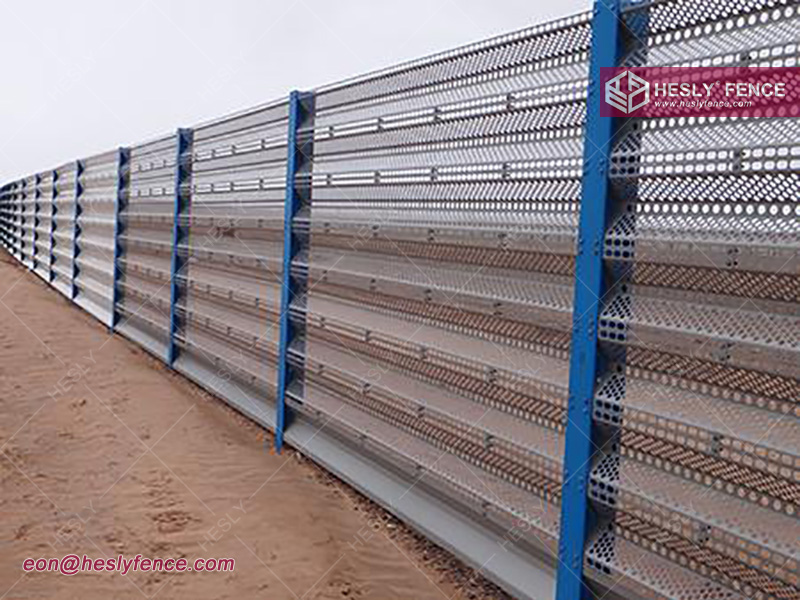 30% Opening Ratio Wind Break Fence perforated metal - HeslyFence_China